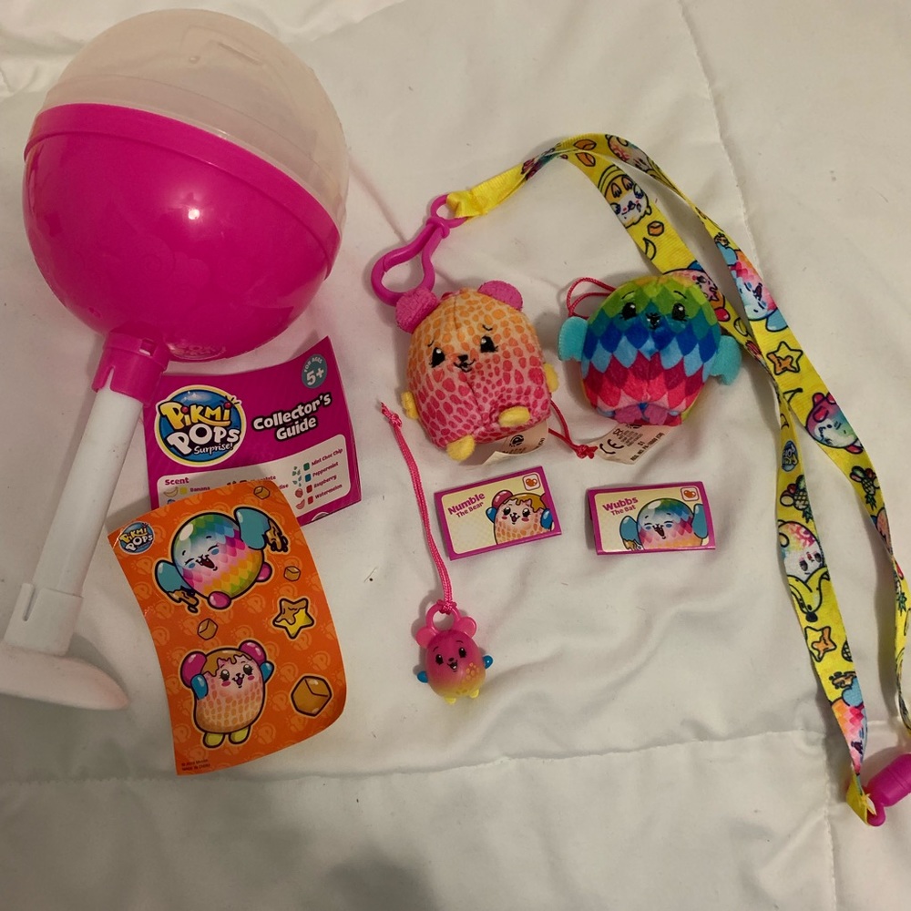 💗PIKMI POPS💗 MEDIUM SIZE